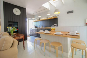 Sunshine Cottage